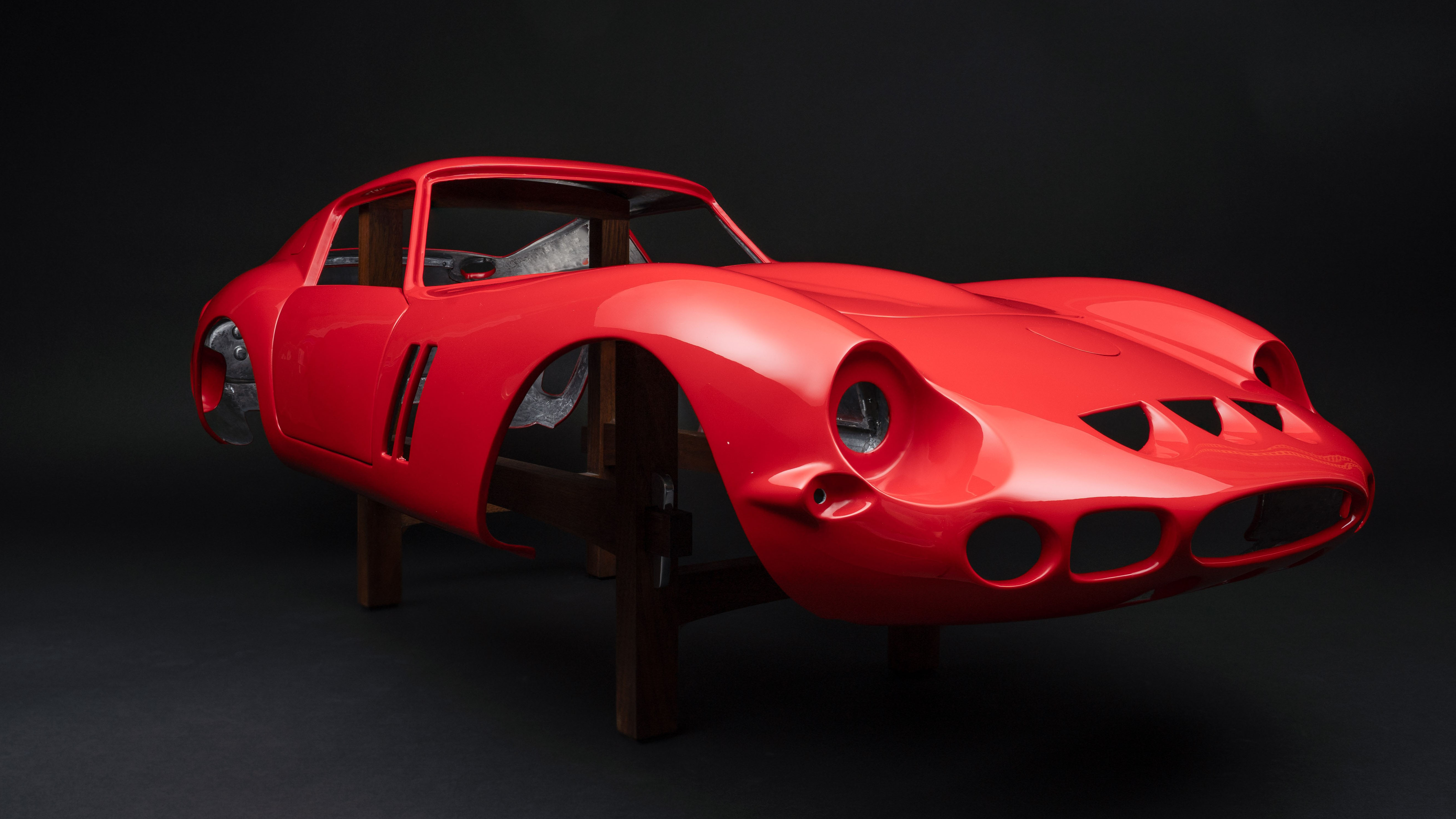 Figurine Enzo Ferrari Assis 1:18 Pour CMC 500 F2, 250 GTO, Testa Rossa (NEUF, Sans Voiture)